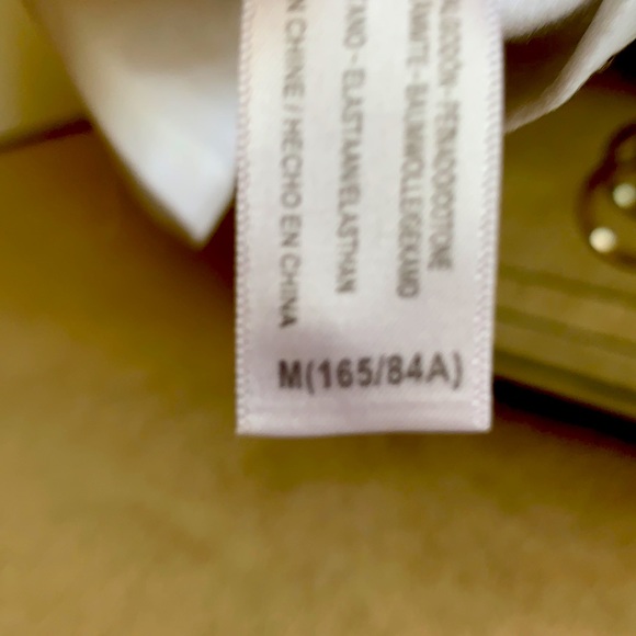 Pink in Paris sleeveless crop top - Picture 3 of 4